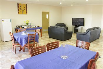 Wunan House Bed & Breakfast