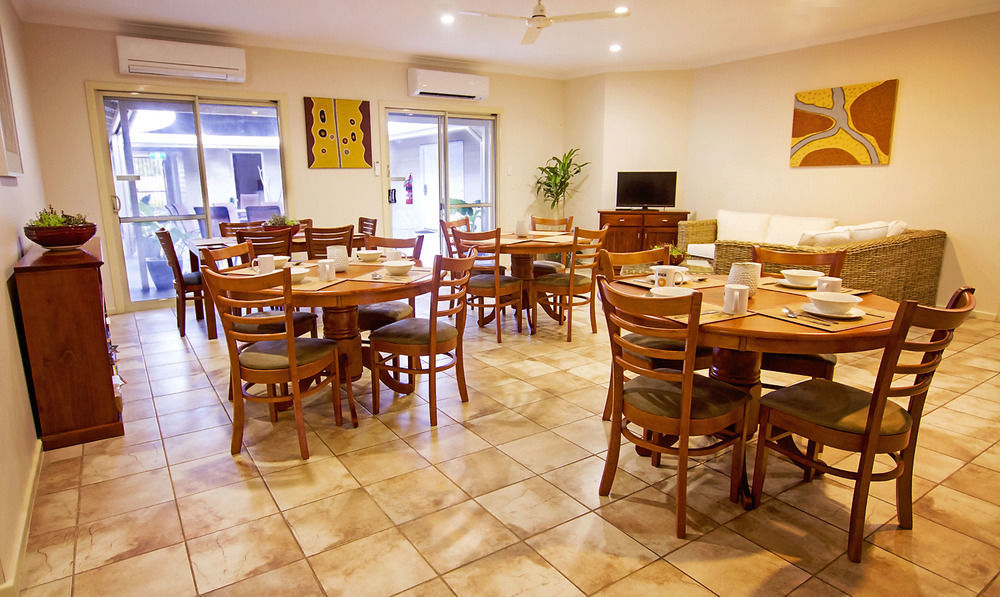 Wunan House 3*