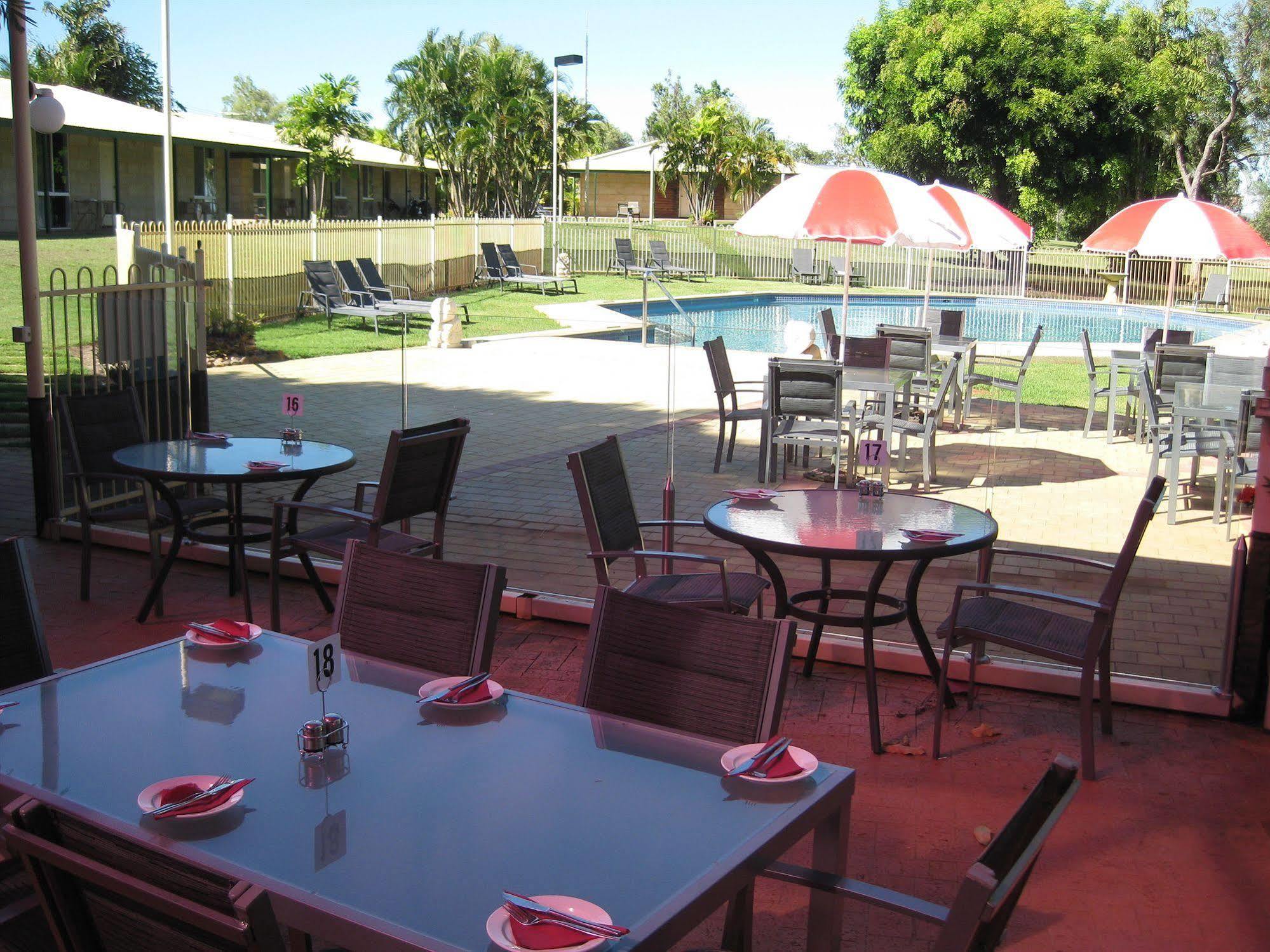 Lily Lagoon 3*