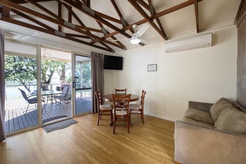 Hotel Discovery -